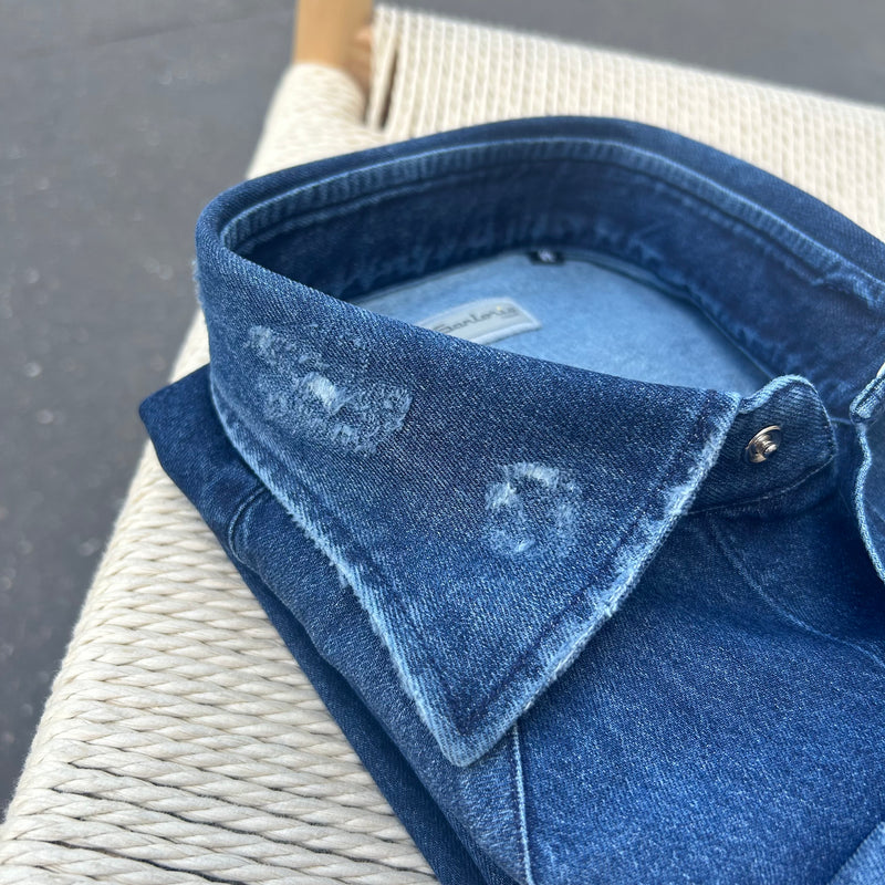 Chemise « used » en denim Texas bleu foncé