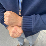 Blouson en jersey de cachemire bleu marine