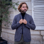 Veste en maille gris soutenu laine