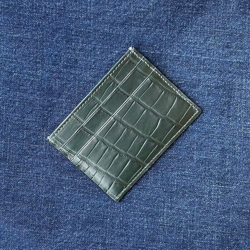 Porte cartes en crocodile couleur vanille - Maison du Crocodile Porte cartes en crocodile couleur vanille - Maison du Crocodile