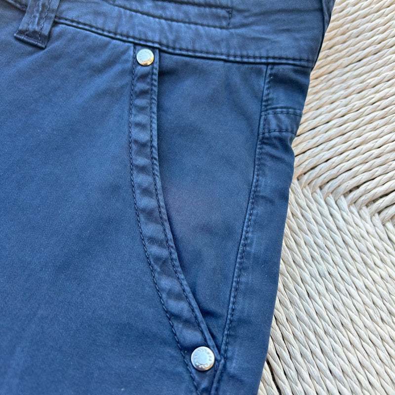 Pantalon chino ultra léger bleu marine