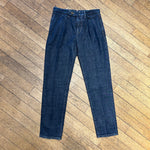 Jeans bleu coupe carotte 2