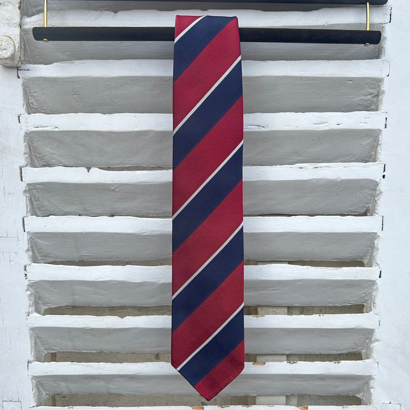 Cravate club rouge, bleu marine et blanche 31