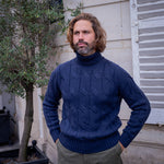 Pull col roulé torsadé laine et cachemire bleu marine