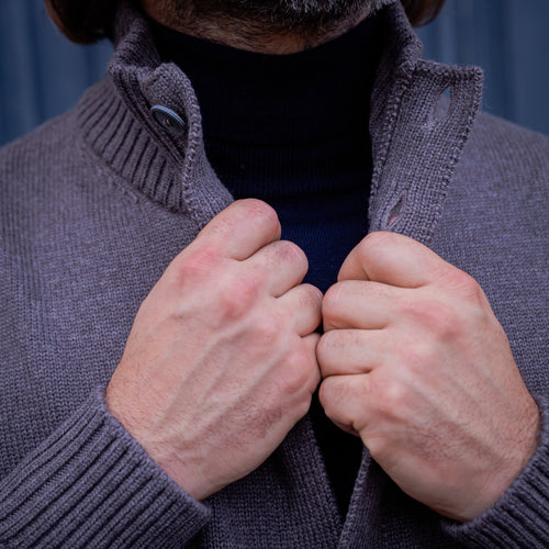 Gilet taupe en laine vierge