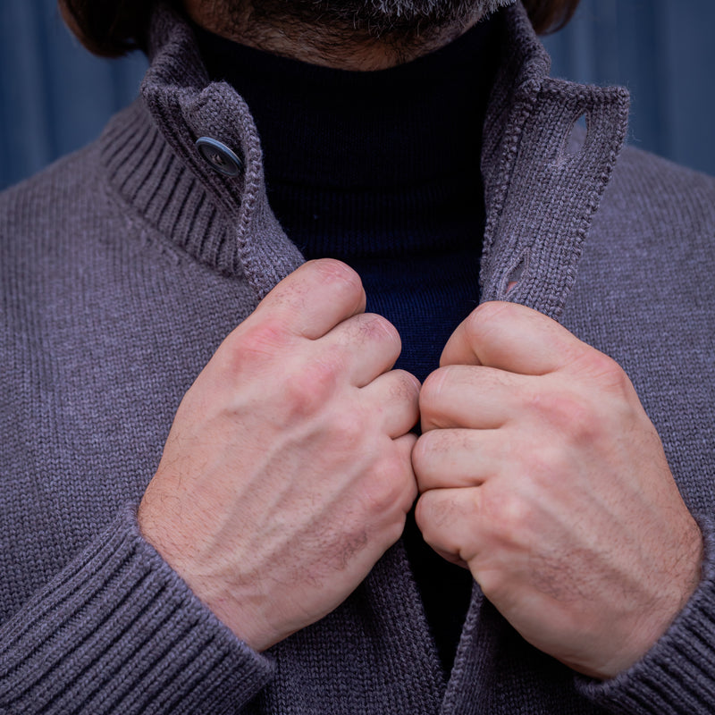 Gilet taupe en laine vierge