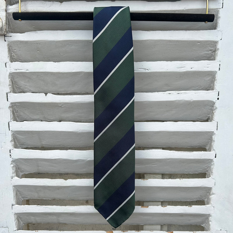 Cravate club vert, bleu marine et blanche 30