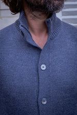 Gilet en laine vierge gris
